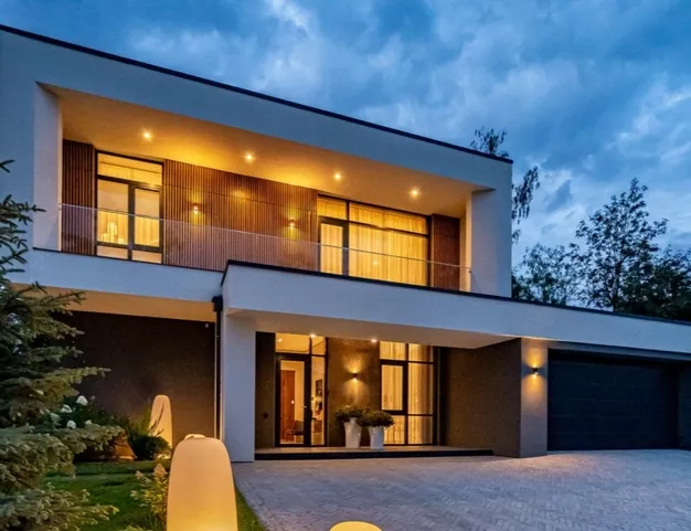 дом  в КП Монтевиль, 23 км от МКАД