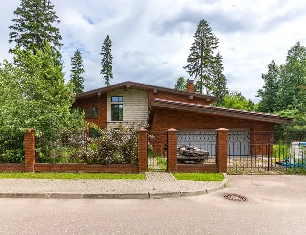 дом  в КП Покровское-Рубцово, 40 км от МКАД