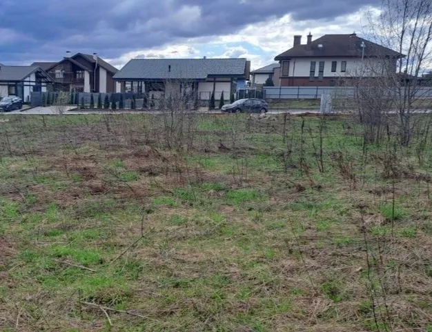 участок  в КП Павловы Озера, 14 км от МКАД