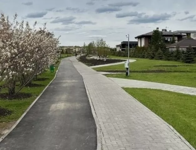 дом  в КП Павловы Озера, 14 км от МКАД