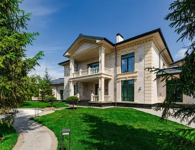 дом  в КП Агаларов Эстейт, 23 км от МКАД