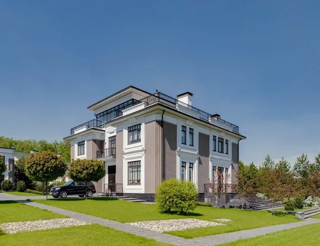 дом  в КП Стольное, 6 км от МКАД