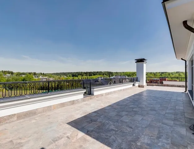 дом  в КП Стольное, 6 км от МКАД