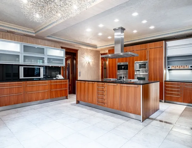 дом  в КП Раздоры, 5 км от МКАД