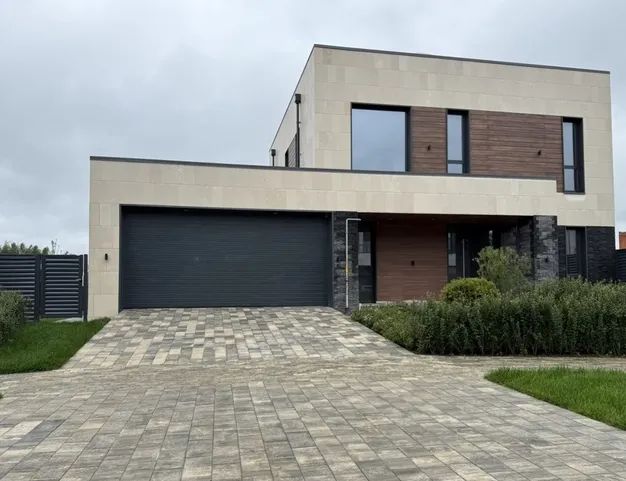 дом  в КП Корнер Лапино, 20 км от МКАД