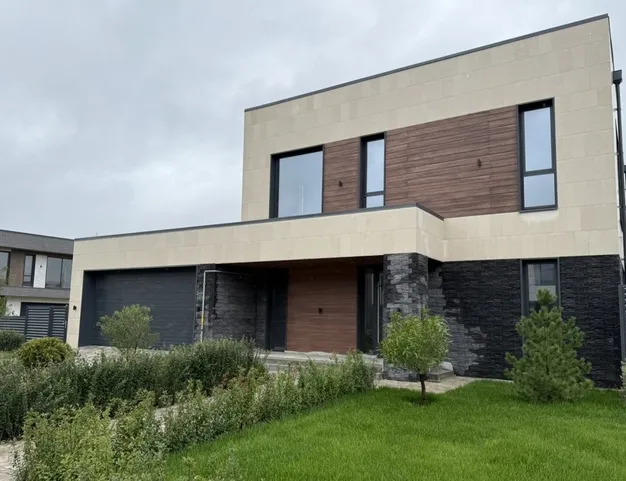 дом  в КП Корнер Лапино, 20 км от МКАД