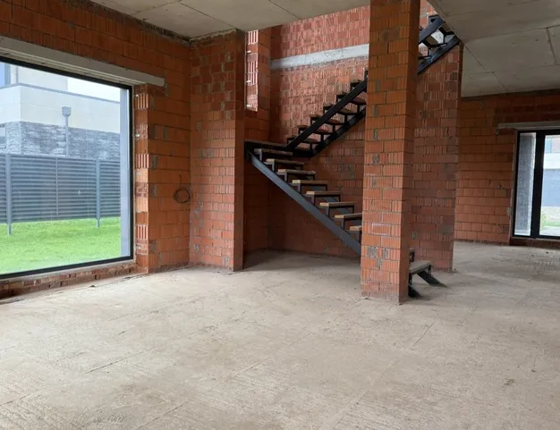 дом  в КП Корнер Лапино, 20 км от МКАД