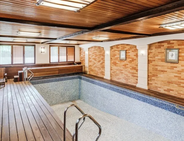 дом  в КП Поречье, 30 км от МКАД