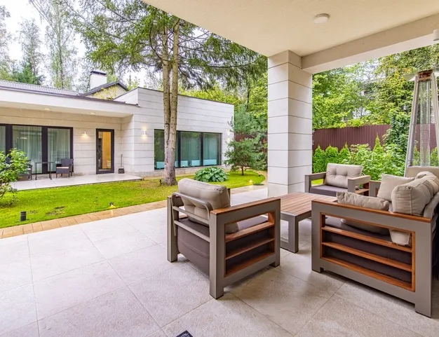 дом  в КП Изумрудный век, 16 км от МКАД