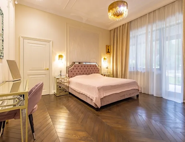 дом  в КП Изумрудный век, 16 км от МКАД