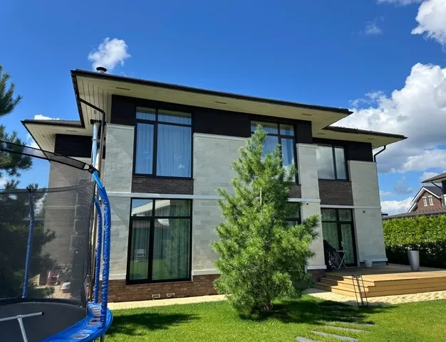 дом  в КП Новорижский, 19 км от МКАД