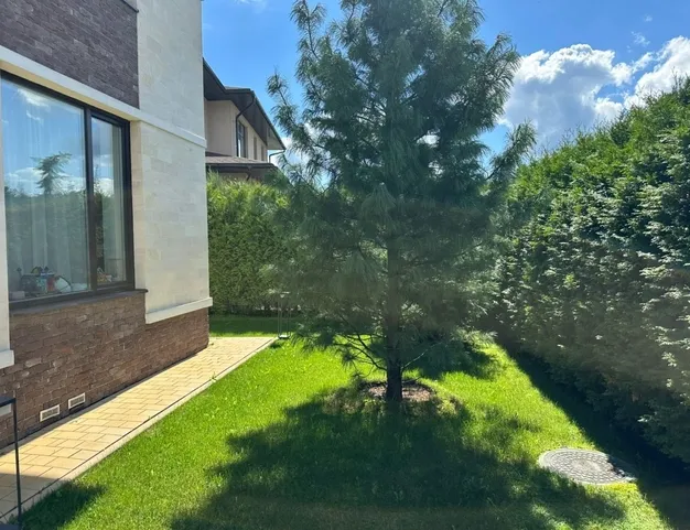 дом  в КП Новорижский, 19 км от МКАД