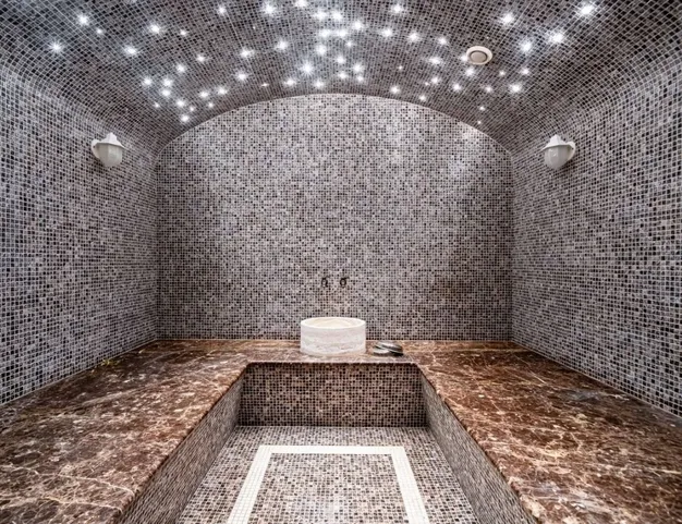 дом  в КП Стольное, 6 км от МКАД