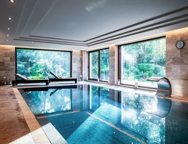 дом  в КП Стольное, 6 км от МКАД