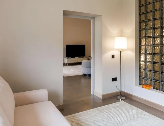 дом  в КП Резиденции Бенилюкс, 19 км от МКАД