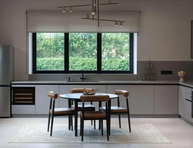 дом  в КП Резиденции Бенилюкс, 19 км от МКАД