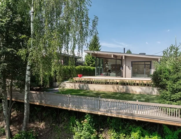 дом  в КП Солослово, 15 км от МКАД