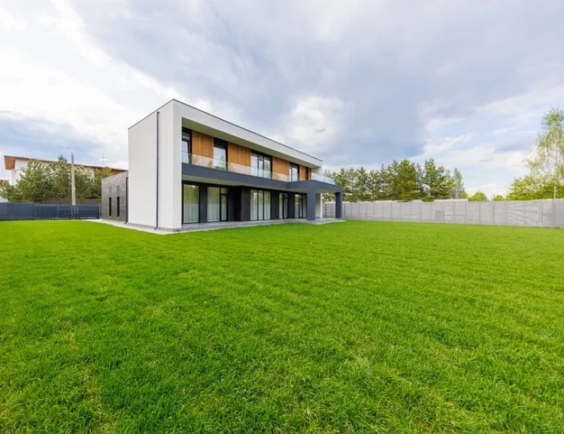 дом  в КП Бузаево, 19 км от МКАД