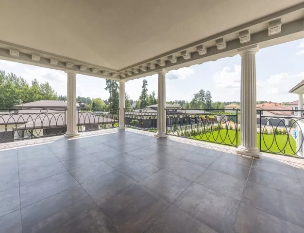 дом  в КП Маленькая Италия, 15 км от МКАД