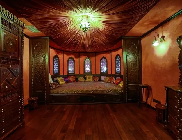 дом  в КП Резиденции Бенилюкс, 19 км от МКАД