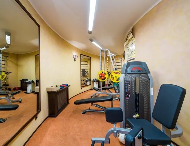 дом  в КП Резиденции Бенилюкс, 19 км от МКАД