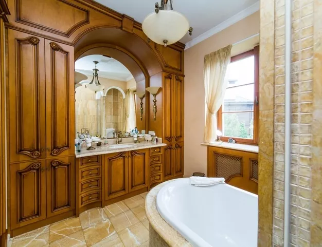 дом  в КП Резиденции Бенилюкс, 19 км от МКАД