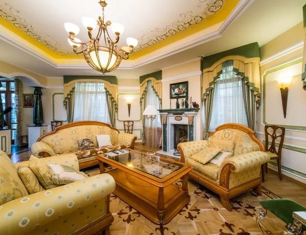 дом  в КП Резиденции Бенилюкс, 19 км от МКАД