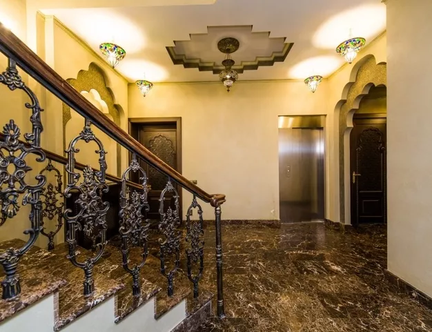 дом  в КП Резиденции Бенилюкс, 19 км от МКАД