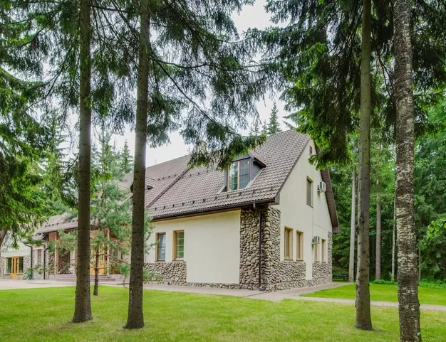 дом  в КП Зеленая Роща-1, 35 км от МКАД