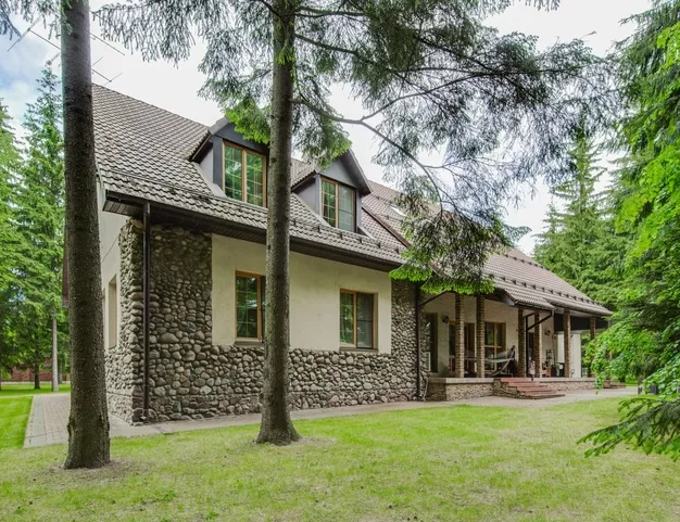 дом  в КП Зеленая Роща-1, 35 км от МКАД