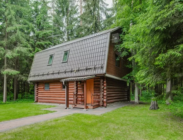 дом  в КП Зеленая Роща-1, 35 км от МКАД