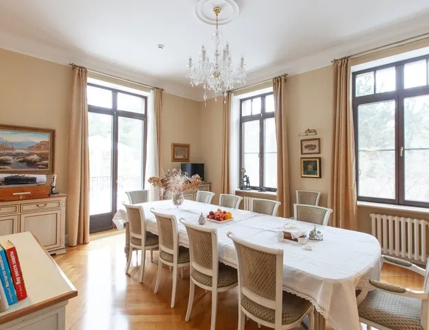 дом  в КП Резиденции Бенилюкс, 19 км от МКАД