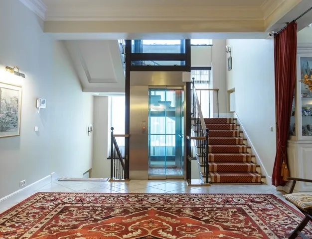 дом  в КП Резиденции Бенилюкс, 19 км от МКАД