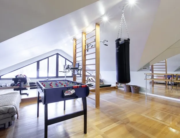 дом  в КП Резиденции Бенилюкс, 19 км от МКАД