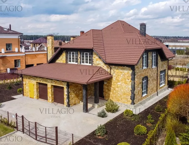 дом  в КП Новорижский, 19 км от МКАД