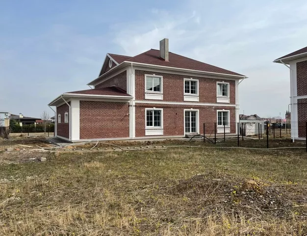 дом  в КП Новорижский, 19 км от МКАД