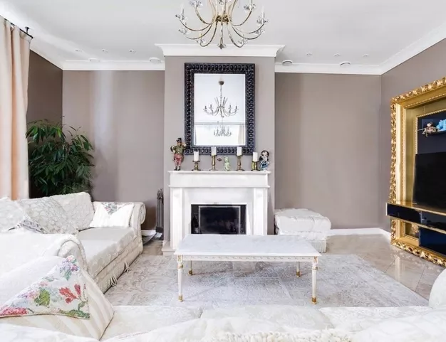 дом  в КП Резиденции Бенилюкс, 19 км от МКАД