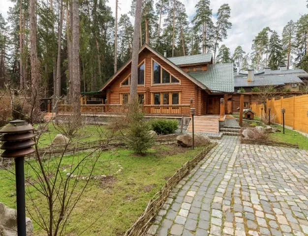 дом  в КП Жуковка-3, 9 км от МКАД