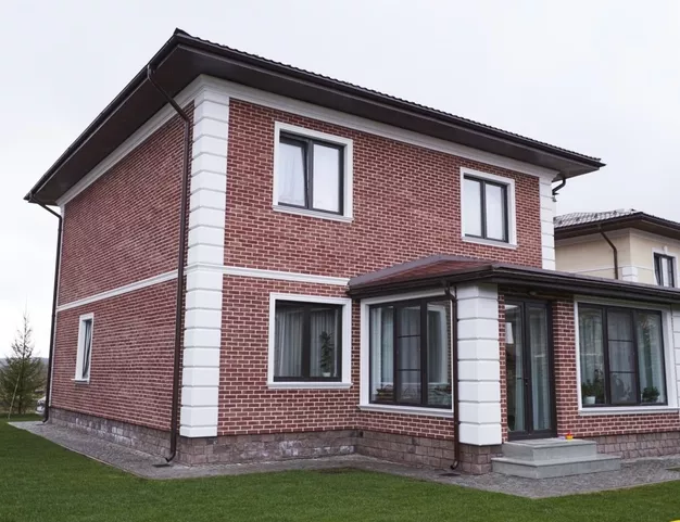 дом  в КП Павловы Озера, 14 км от МКАД