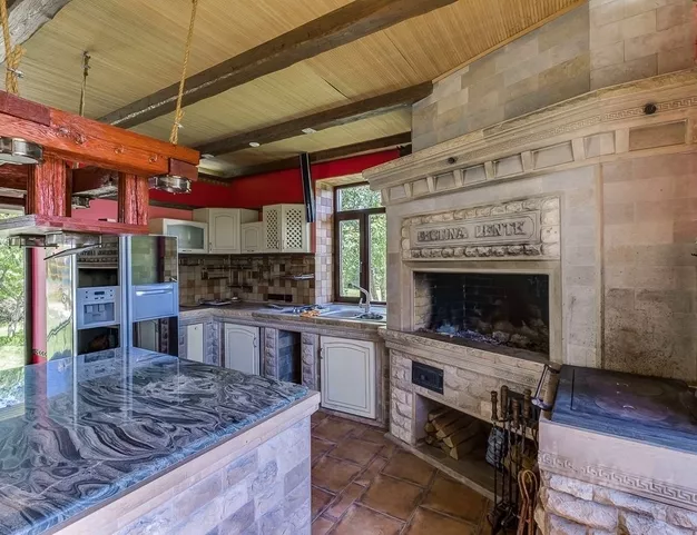 дом  в КП Маслово, 24 км от МКАД