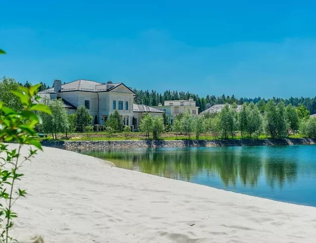 участок  в КП Ренессанс Парк, 19 км от МКАД