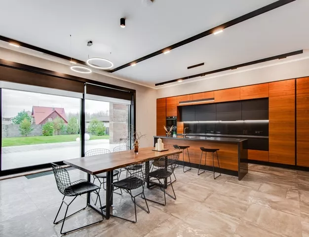 дом  в КП Шато Соверен, 16 км от МКАД