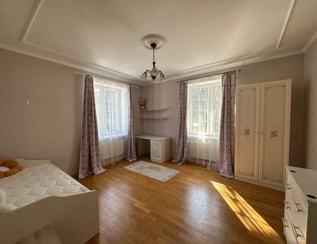 дом  в КП Шервуд, 20 км от МКАД