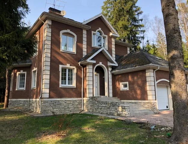 дом  в КП Шервуд, 20 км от МКАД