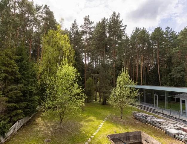 дом  в КП Резиденции Бенилюкс, 19 км от МКАД