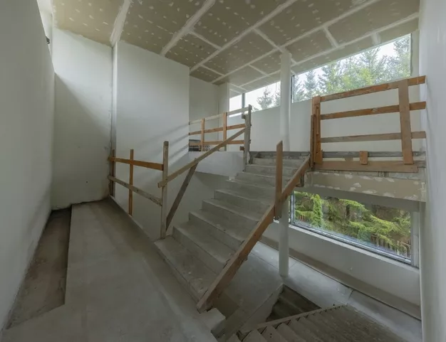 дом  в КП Резиденции Бенилюкс, 19 км от МКАД