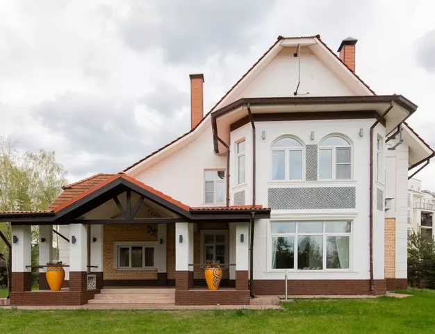 дом  в КП Петровский, 13 км от МКАД