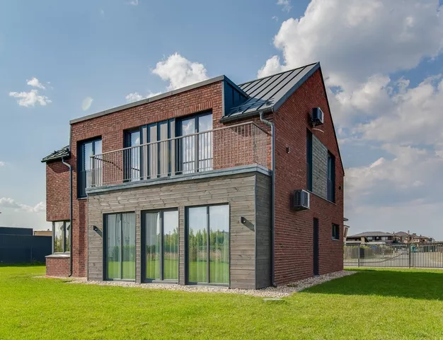 дом  в КП Новорижский, 19 км от МКАД