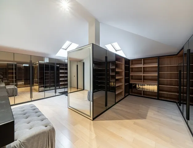 дом  в КП Монтевиль, 23 км от МКАД