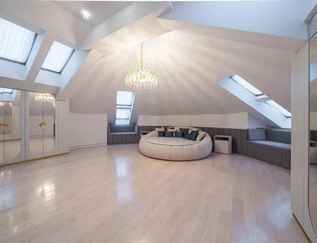 дом  в КП Монтевиль, 23 км от МКАД